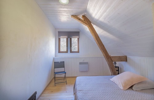 Savignac-Ledrier House | Holiday Home 'La Grange' with Private Garden and Wi-Fi