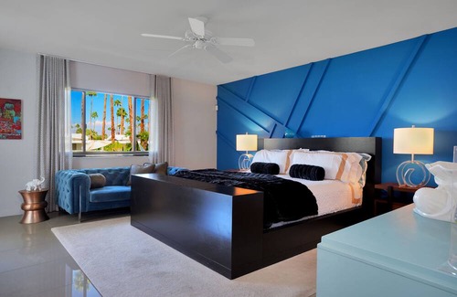 Indian Canyon House | Swanky Mid-Century Modern in South Palm Springs