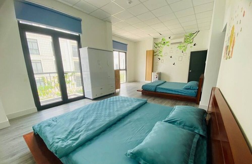 District 9 House | HoTel Aimee