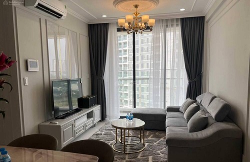 District 9 House | HoTel Aimee