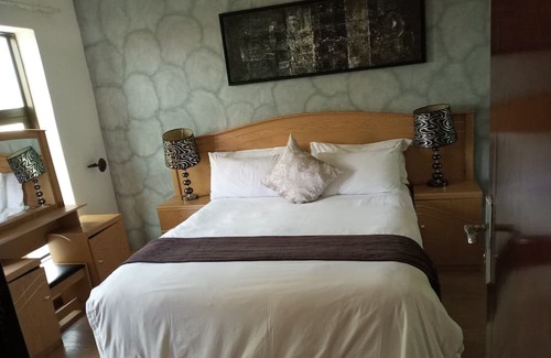 Lusaka Apartment | Executive fully furnished apartment close to amenities