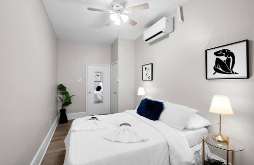 Spruce Hill Apartment | 2 Bdrm Heart of Univ City / Drexel CHOP