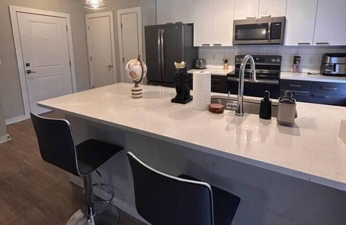 Wesley Heights Apartment | Luxury and Modern 1BR Apt.