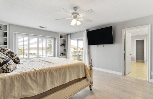 Victorville House | Lakefront Serenity Retreat