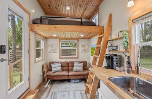 Hunt Club House | Tiny House hosted by Joe