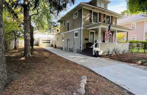 Lansing House | Central, Westside 4BD/2BT home with Huge extra lot. Pet Friendly. Long-term only