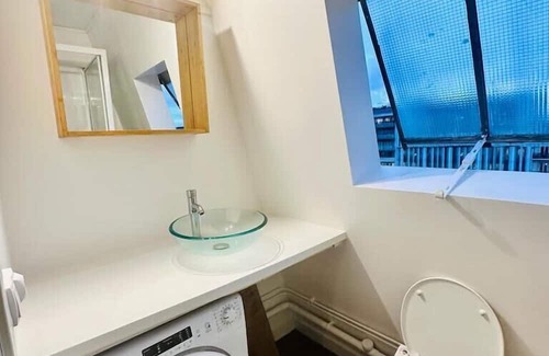 Neuilly-sur-Seine Apartment | Attractive 20 m² in the heart of city