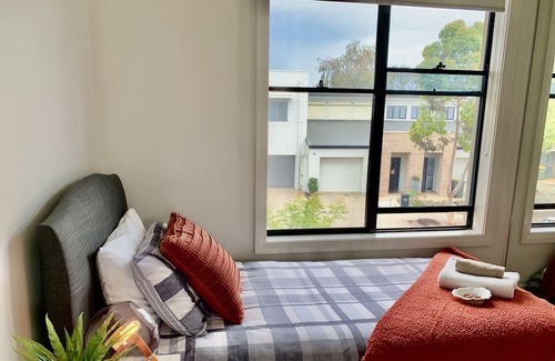 Woodville West House | A peaceful haven for your stay after a day of exploring Adelaide & nearby beachs