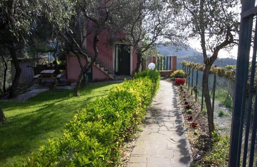 Legnaro Apartment | Apartment 'Agriturismo Eos' with Sea View, Wi-Fi and Air Conditioning