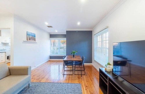 West Beach House | West Beach Hideaway A Relaxed Coastal Locale