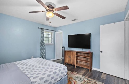 Hattiesburg House | *NEW* Cozy Retreat! 3-min to USM