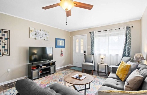 Hattiesburg House | *NEW* Cozy Retreat! 3-min to USM