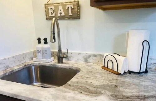 Norwich Condo | Cozy Villa Spa Retreat - Near Mohegan, Hot Tub, Pools, Sauna, Spa on Premises