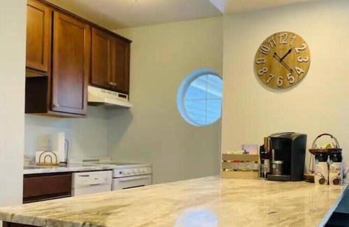Norwich Condo | Cozy Villa Spa Retreat - Near Mohegan, Hot Tub, Pools, Sauna, Spa on Premises