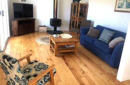Waterhouse House | 'Ted's Shack' - Recently renovated, Long Beach!