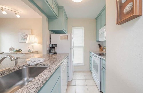Sailhouse Condo | Bayfront Shores Summa
