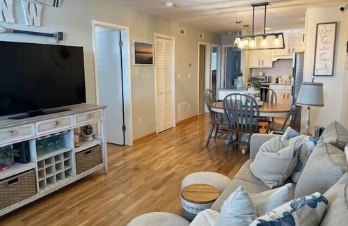Green Creek Condo | 3 bedroom, 2 bath "SUNSET" condo in Anglesea with pool!