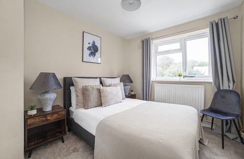 Southfields Apartment | The Wimbledon Park Space