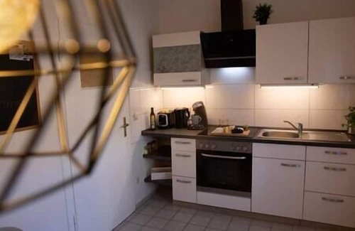 Suedviertel Apartment | Modern und Stilvoll Zwischen Innenstadt und Rü