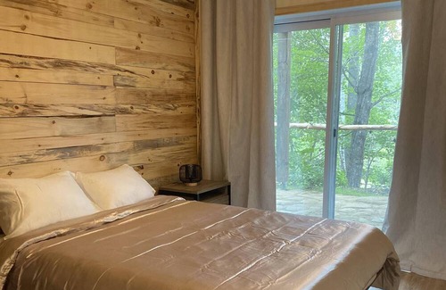 Piopolis Ski Chalet | En Forêt, Tranquille, Sans Voisin Proche Mais Proche de Tout