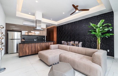 Emiliano Zapata Apartment | Brand New! 1 Bed 2 Bathroom Condo at Stunning Madero 320