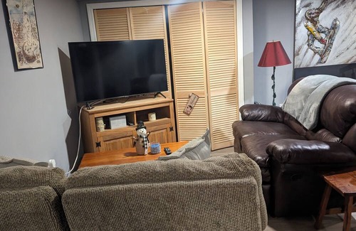 East Haven  Rutland County House | new 2 bedroom close to killington and bike trails this is pet ok downstairs unit