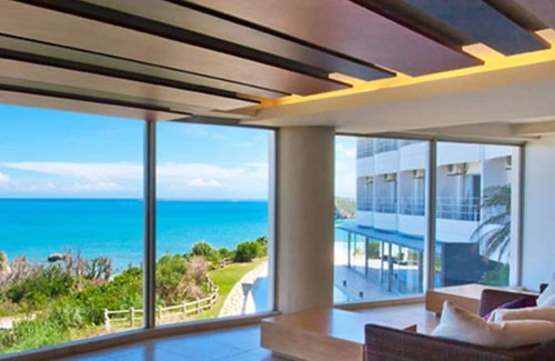Uruma House | Breakfast included Spend a luxurious time doing / Uruma Okinawa