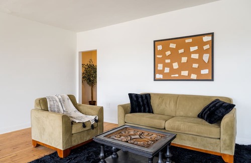 Twin Falls Apartment | Executive Loft in Downtown Twin Falls, "The Bookworm"