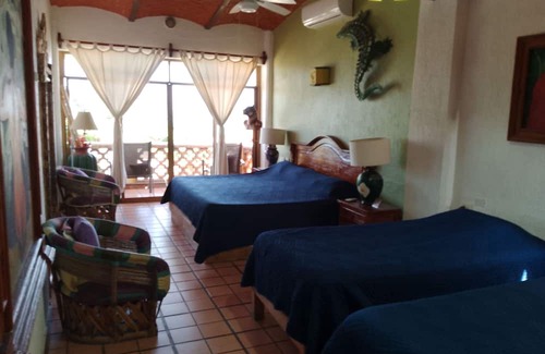 Rincon de Guayabitos Hotel | Villa Corona del Mar
