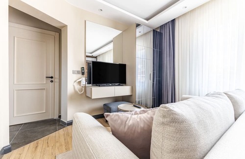 Beylerbeyi Apartment | Sea View Studio Flat Near Beylerbeyi Palace