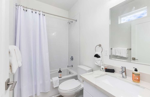 Capitol Hill Apartment | Syrax's Dragonstone Den