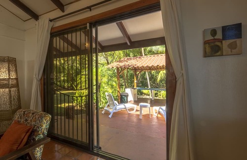 Esterillos Oeste House | Casa Tortuga - Beachfront House