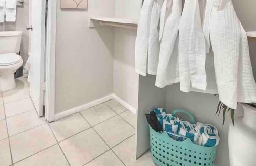 Point East Apartment | 2 Bedroom 712136 by Houzlet