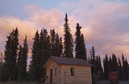 Nabesna Cabin | Wrangell Mountains Wilderness Lodge