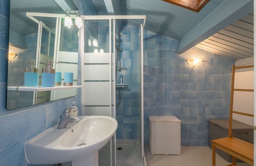 Saint-Just-Luzac House | L'olivier