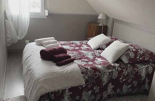 Buhl Cottage | Cottage in the forest with heated pool from May to October