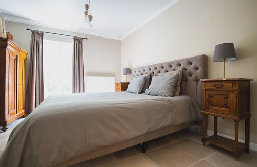 Alken House | Authentic square farm - The smithy (100m²)