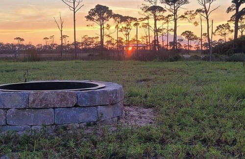 Cape San Blas Resort | Waterfront RV Site with Dock