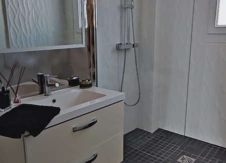 Saint-Fargeau Apartment | Atypical duplex of 100 M2 in a picturesque district of the capital!