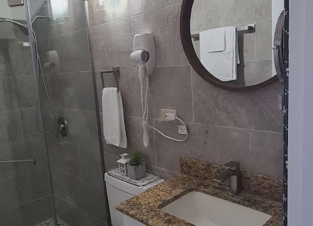 Mango Walk Apartment | Newly remodeled unit in gated complex.