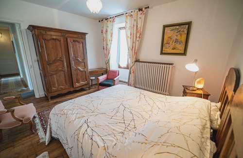 Daglan House | Large, charming house with private, heated, secure swimming pool