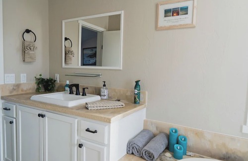 Big Sandy House | Hilltop Gem, , with amazing views of the wind River Mountain Range, Sleeps 8