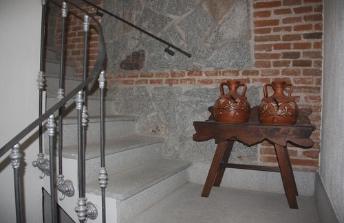 Velayos House | Casa Rural de Acogedor Estilo Castellano