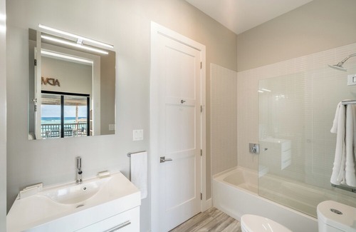 Bodden Town Villa | Evolution: Luxe Single-level Villa w/Private Pool, Jacuzzi, Dock