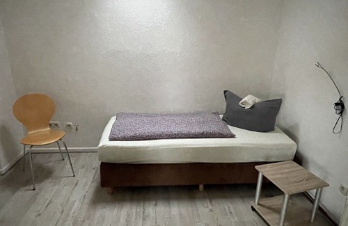 Wolfsanger Apartment | Bed4You Gästehaus 2