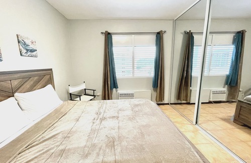 Isabela Villa | Beach condo with Pool and Ocean View