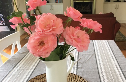 Emerald Bed & Breakfast | Emerald Ridge