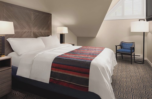 Vail Hotel | Marriott's StreamSide Douglas at Vail