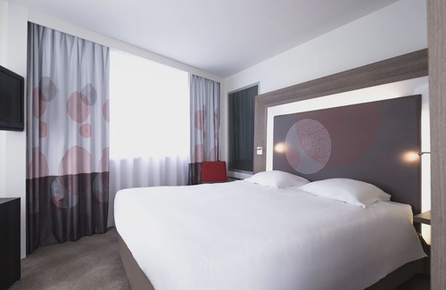 Sorgues Hotel | Novotel Avignon Nord