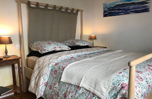 Saint-Vaast-la-Hougue Bed & Breakfast | L'Ermitage